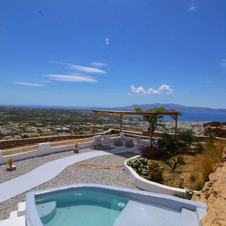 Eye Of Naxos Holiday home